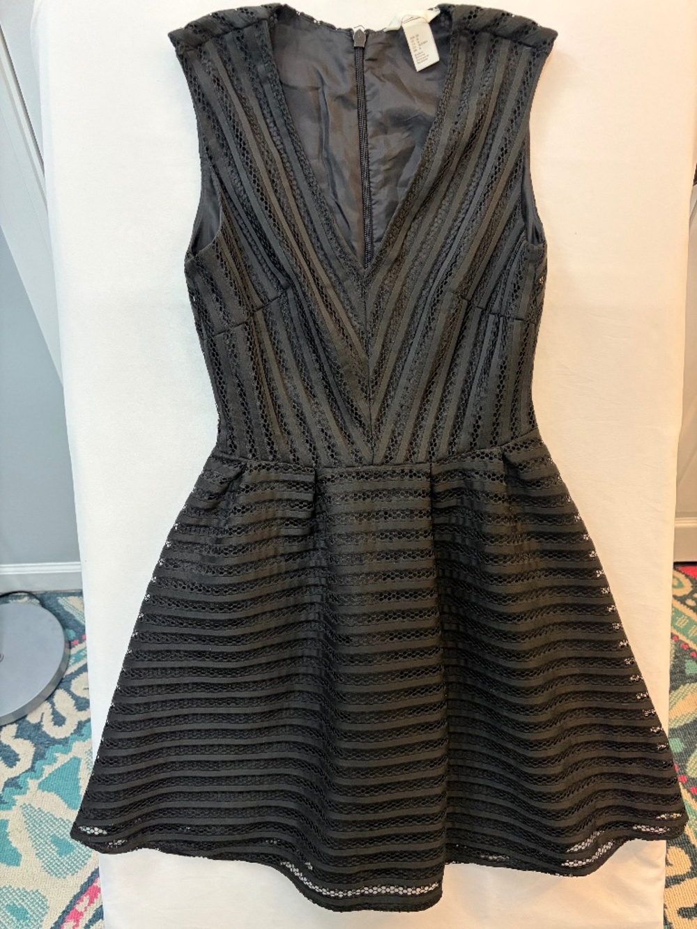 H&M Black Eyelet Fit & Flare V-Neck Dress Size 6